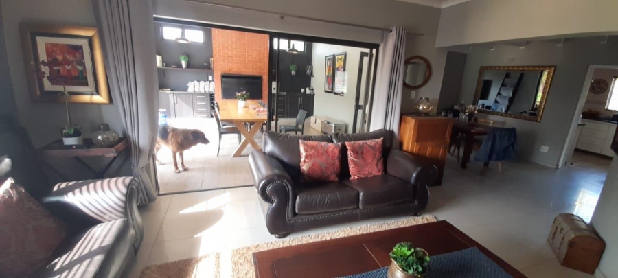 7 Bedroom Property for Sale in Bloemhof North West